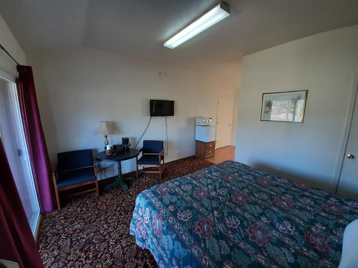 Alta Sierra Village Inn Grass Valley Room photo